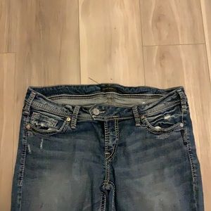 Women’s 33/33 Silver Jeans (Tuesday)